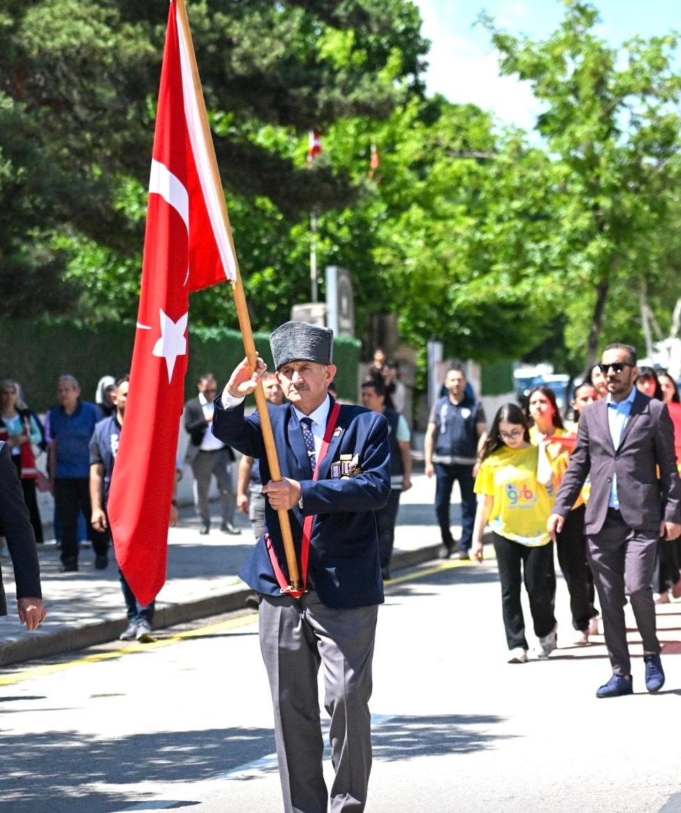 mesci-ataturk-anadolu-topraklarinda-bir-umut-mesalesi-yakmistir