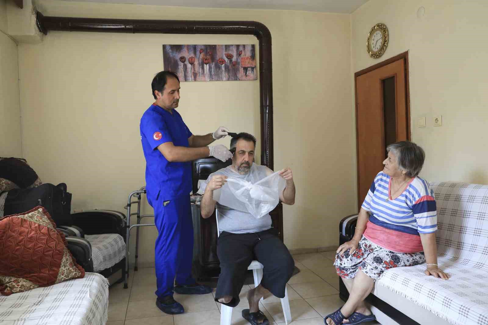 mersin-de-saglik-ve-bakim-hizmetleri-vatandasin-ayagina-gidiyor