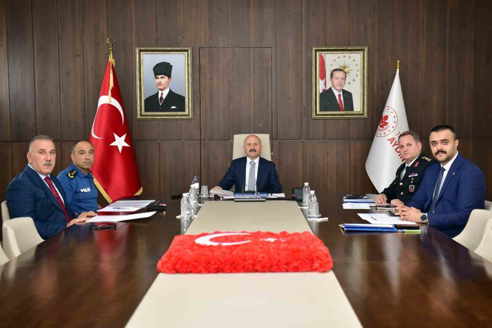 aydin-da-universite-ve-yurtlarda-guvenlik-konusu-gorusuldu