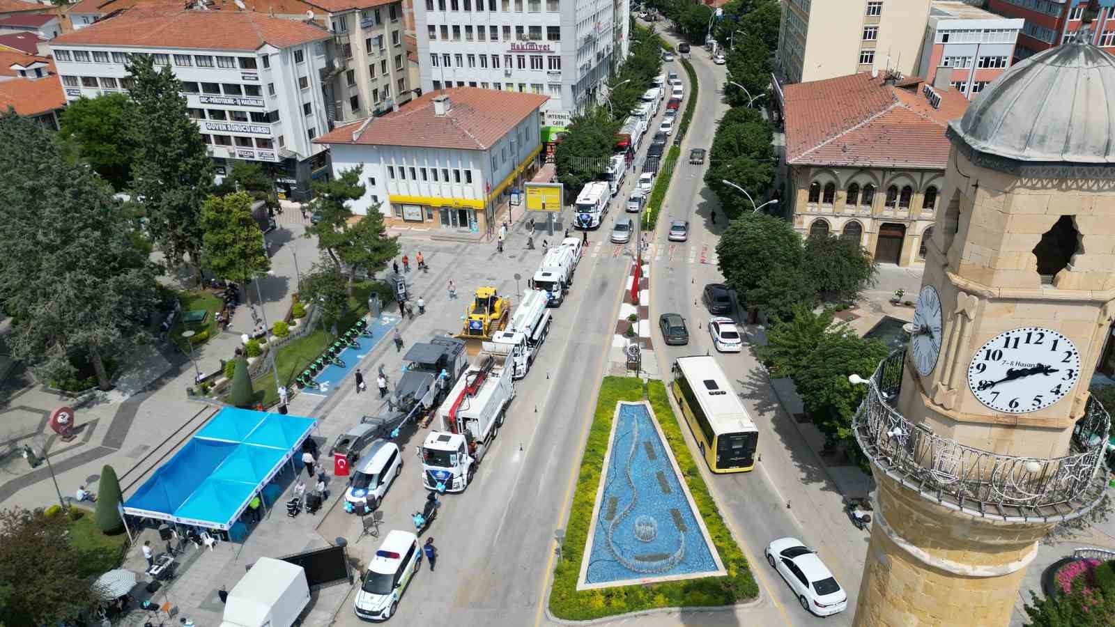 corum-belediyesi-83-milyon-liralik-yeni-arac-filosunu-hizmete-aldi