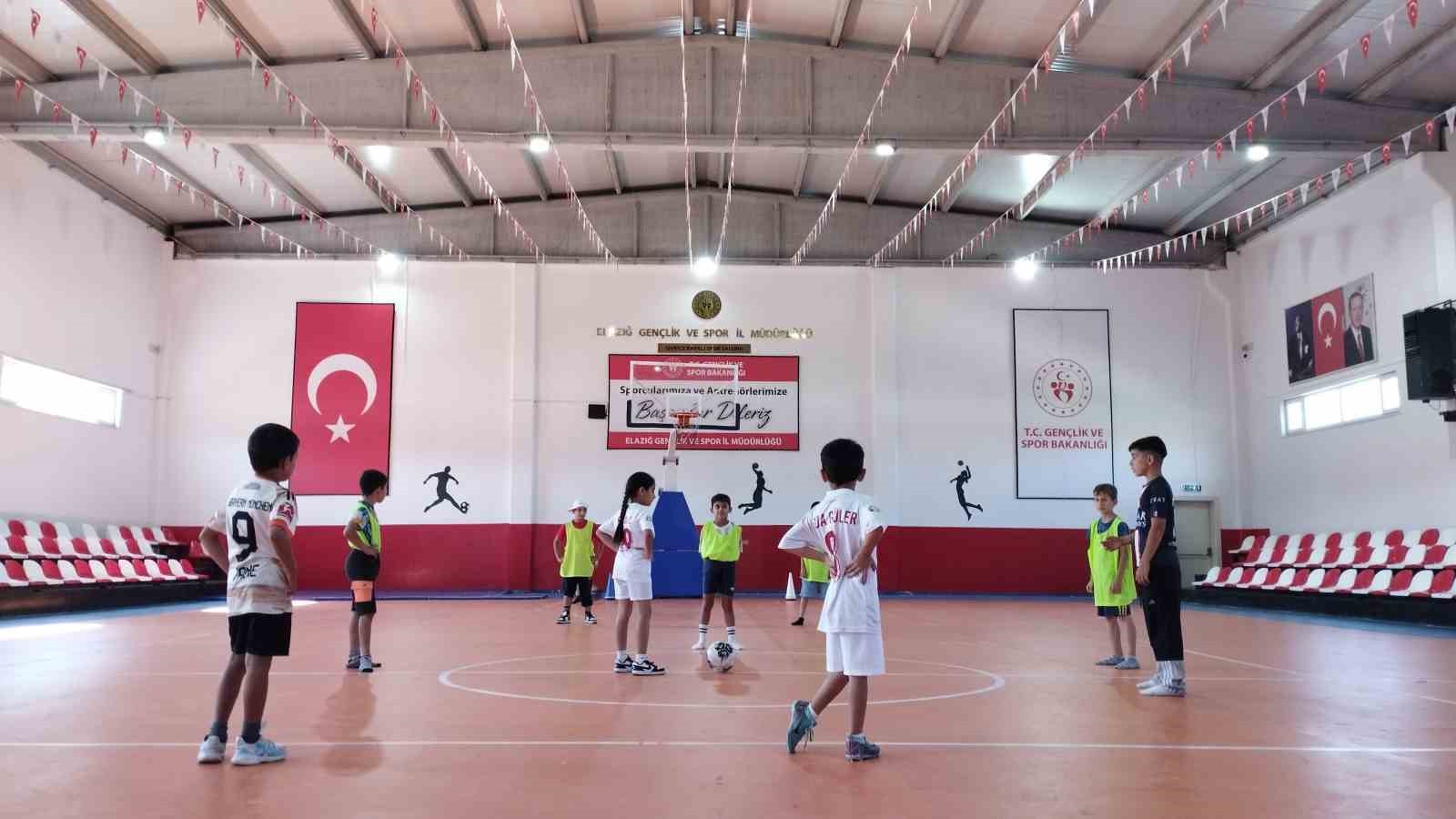 gsb-spor-okullari-sivrice-de-egitimlerine-devam-ediyor