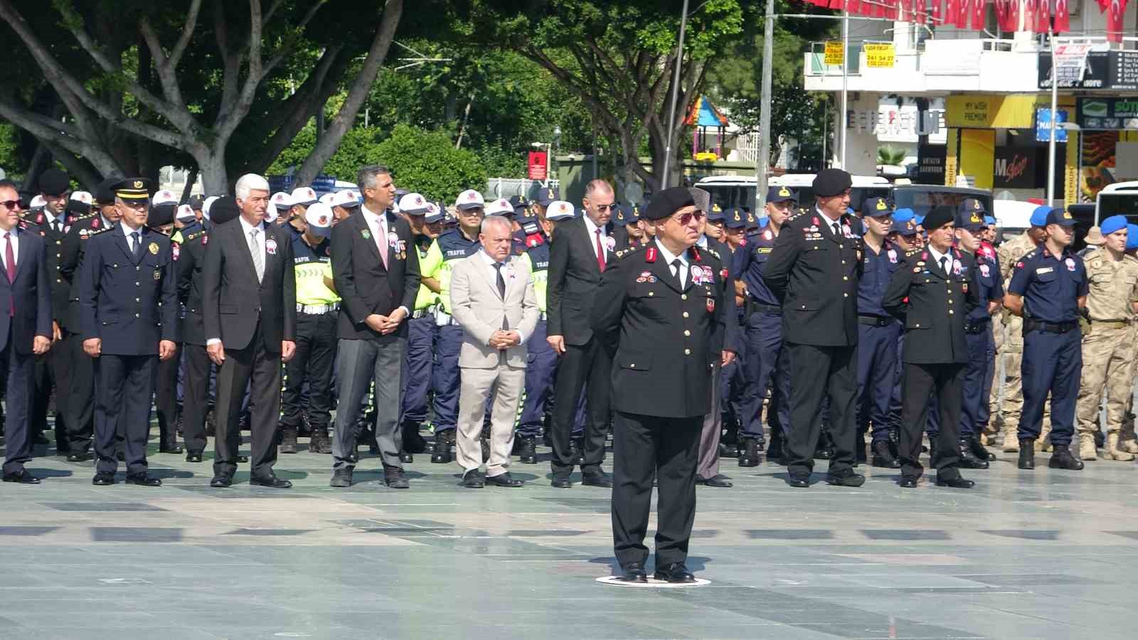 antalya-da-jandarma-teskilatinin-187-nci-kurulus-yil-donumu-kutlandi