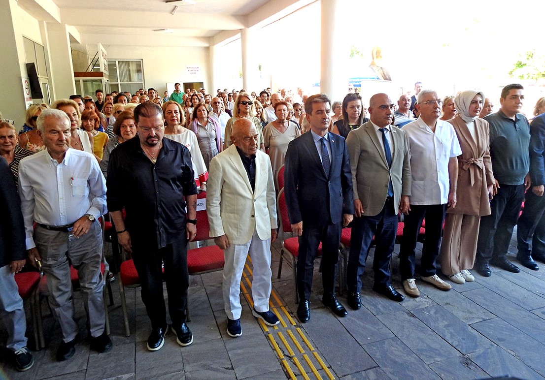 cesme-devlet-hastanesi-nin-acil-servisi-dayanismayla-yenilendi