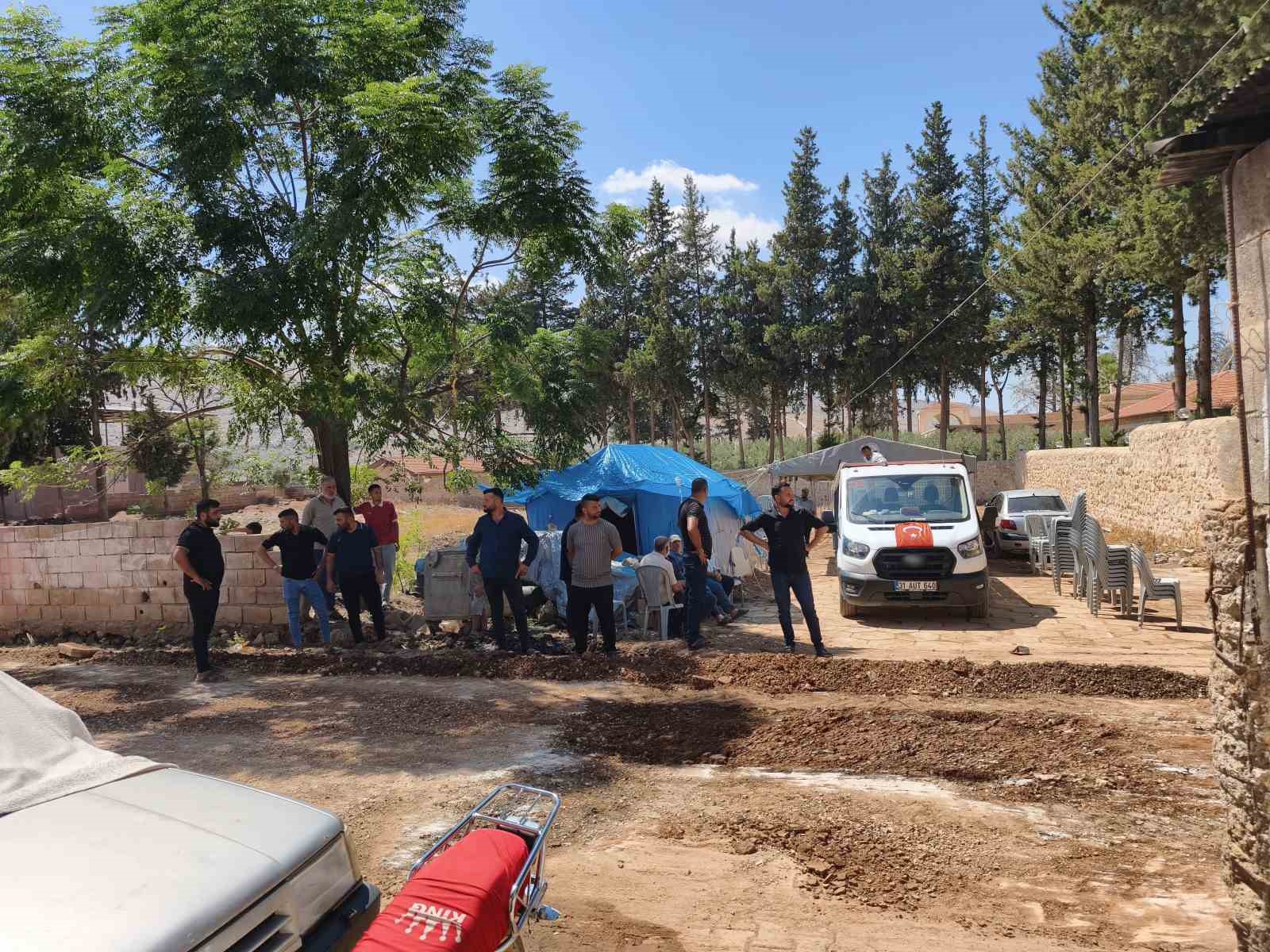 batan-gemide-yolculuk-yapan-kardeslerin-evli-ve-2-ser-cocuk-babasi-oldugu-ortaya-cikti