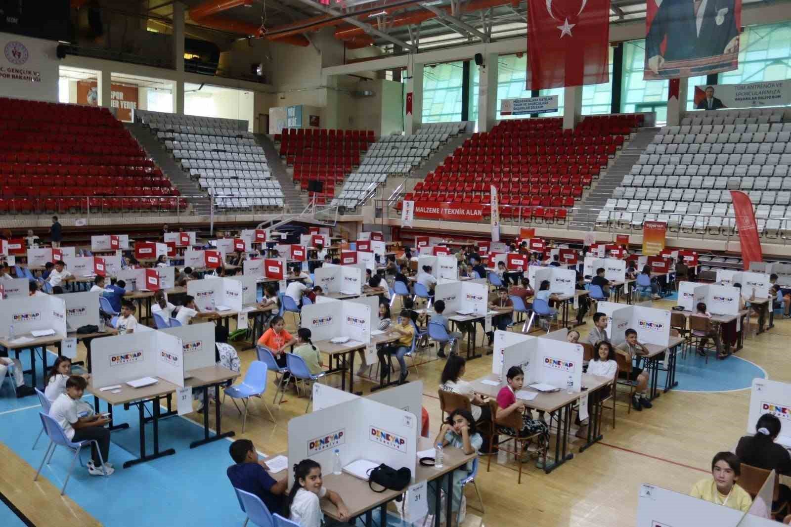 erzincan-da-deneyap-teknoloji-atolyeleri-uygulama-sinavi-gerceklestirildi