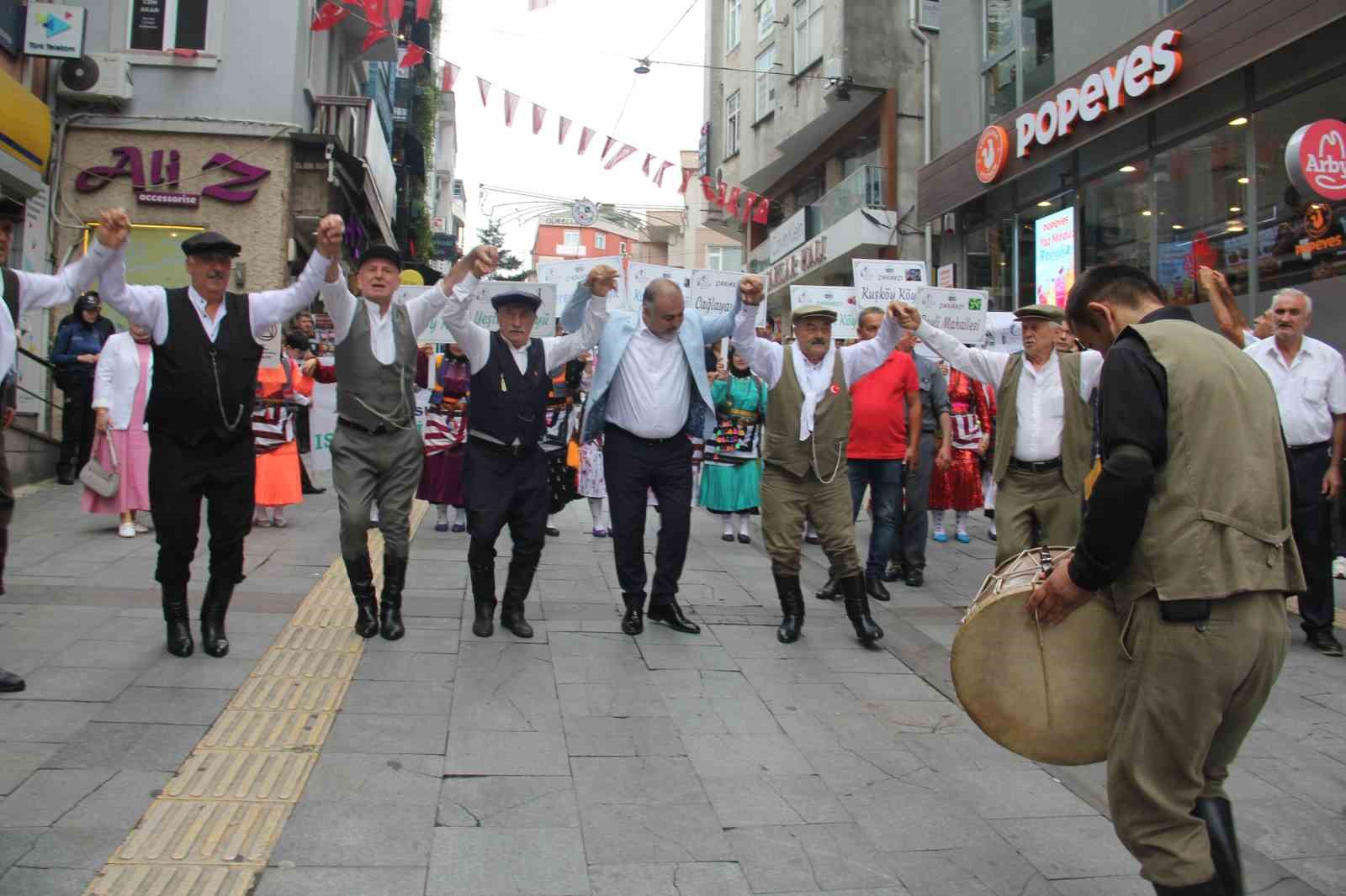 27-islik-dili-festivali-giresun-da-duzenlenen-yuruyusle-basladi