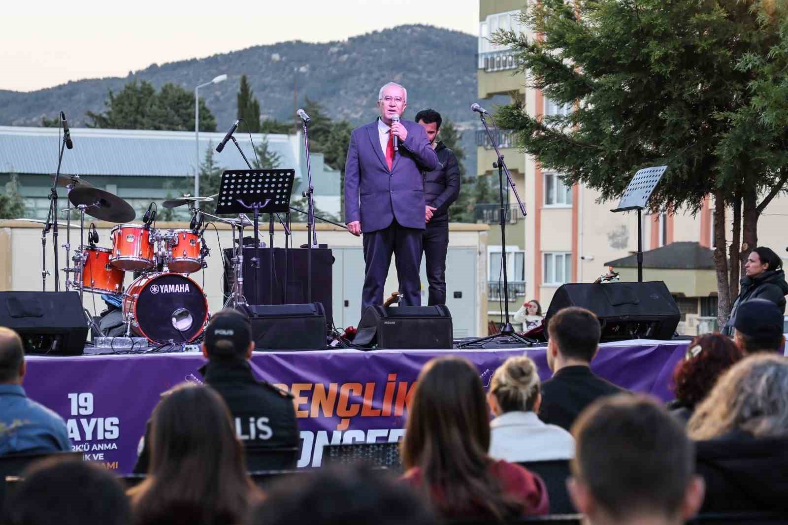 cameli-nde-19-mayis-coskusu-yasandi