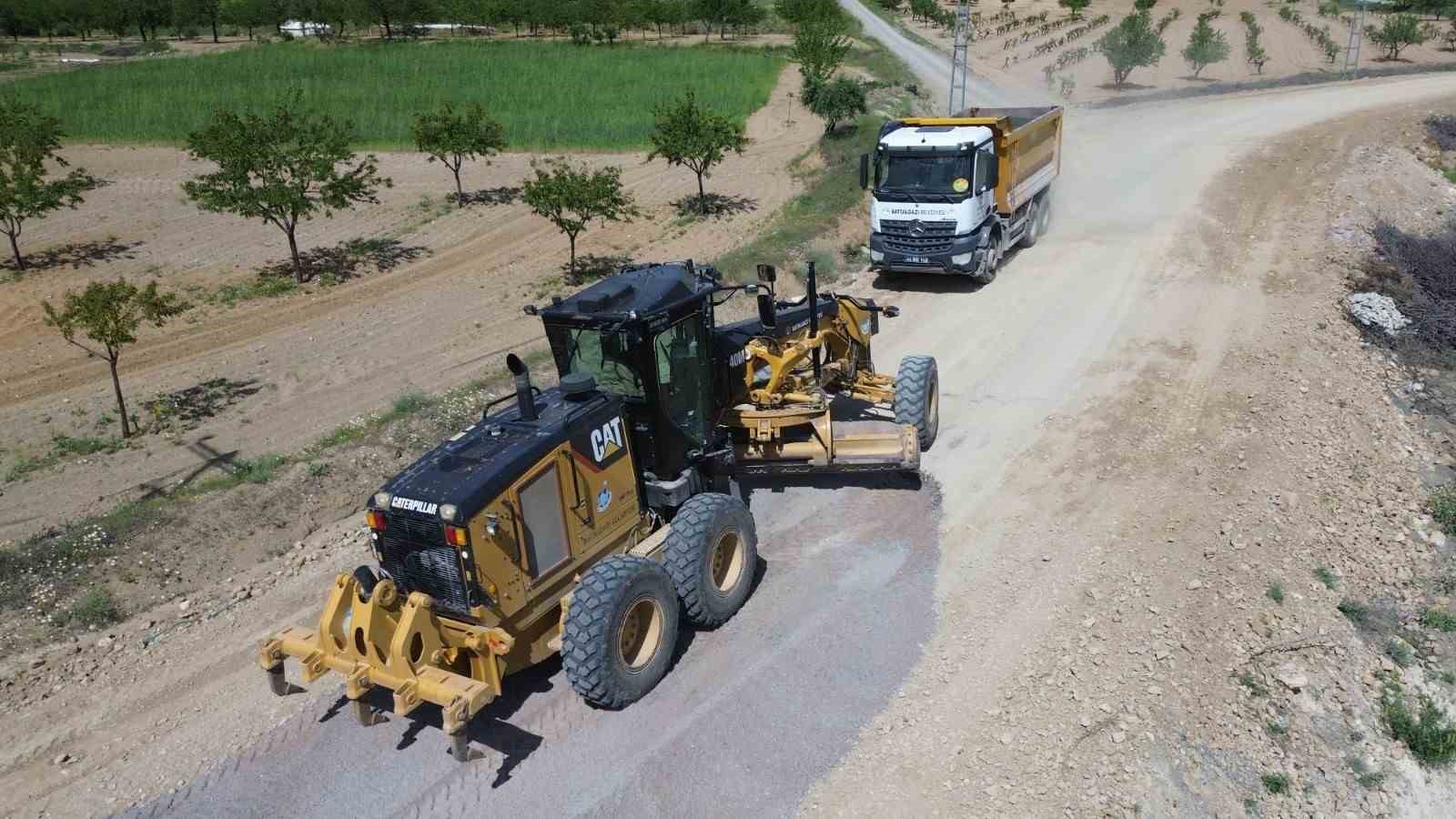 battalgazi-de-yol-duzenleme-calismalari-devam-ediyor