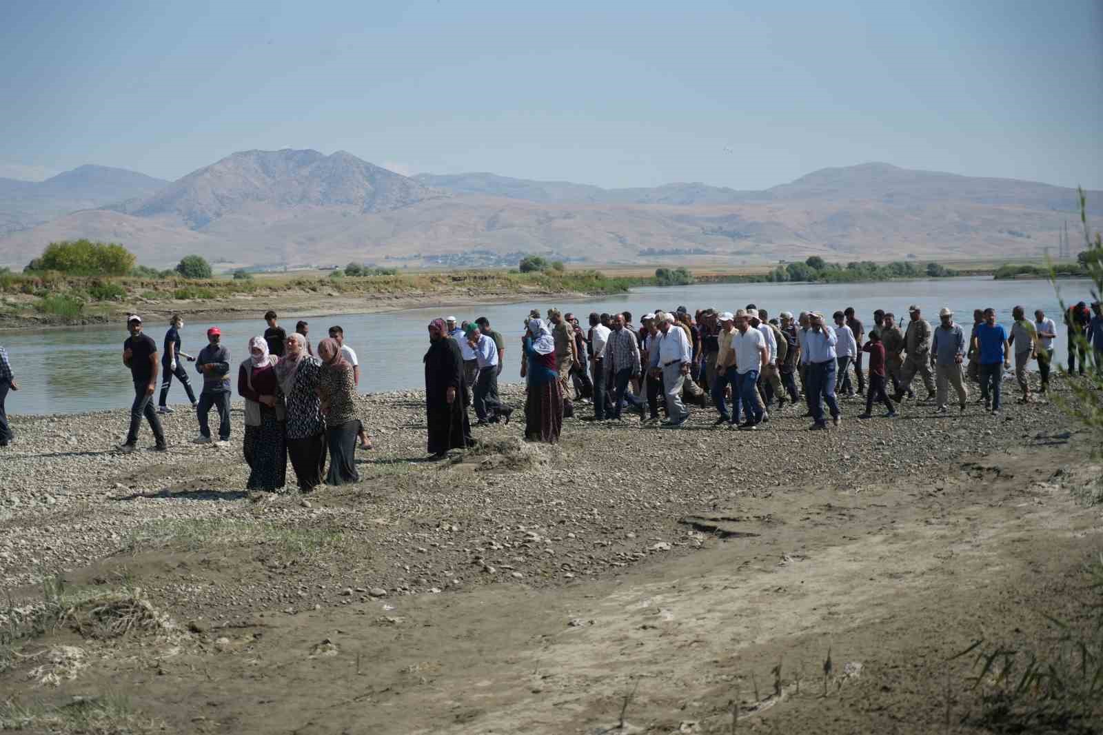 murat-nehri-nde-kaybolan-berat-in-cansiz-bedenine-ulasildi
