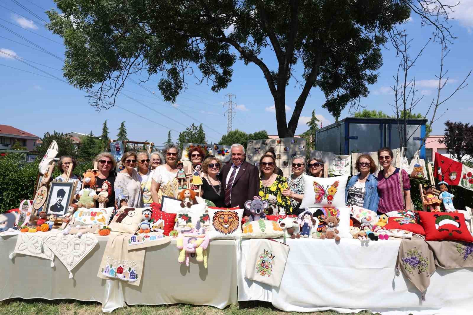 olgun-genclerden-yil-sonu-sergisi