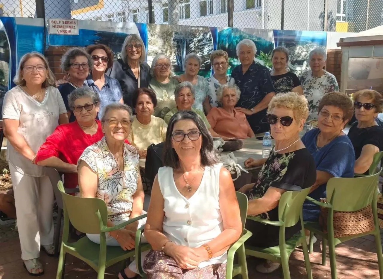51-yillik-anilar-sinop-taki-geleneksel-bulusmada-tazelendi