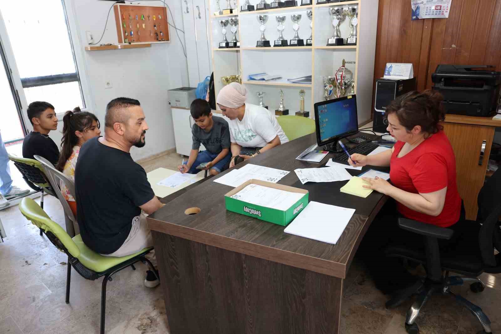 akdeniz-de-yaz-spor-okullari-icin-kayitlar-basladi