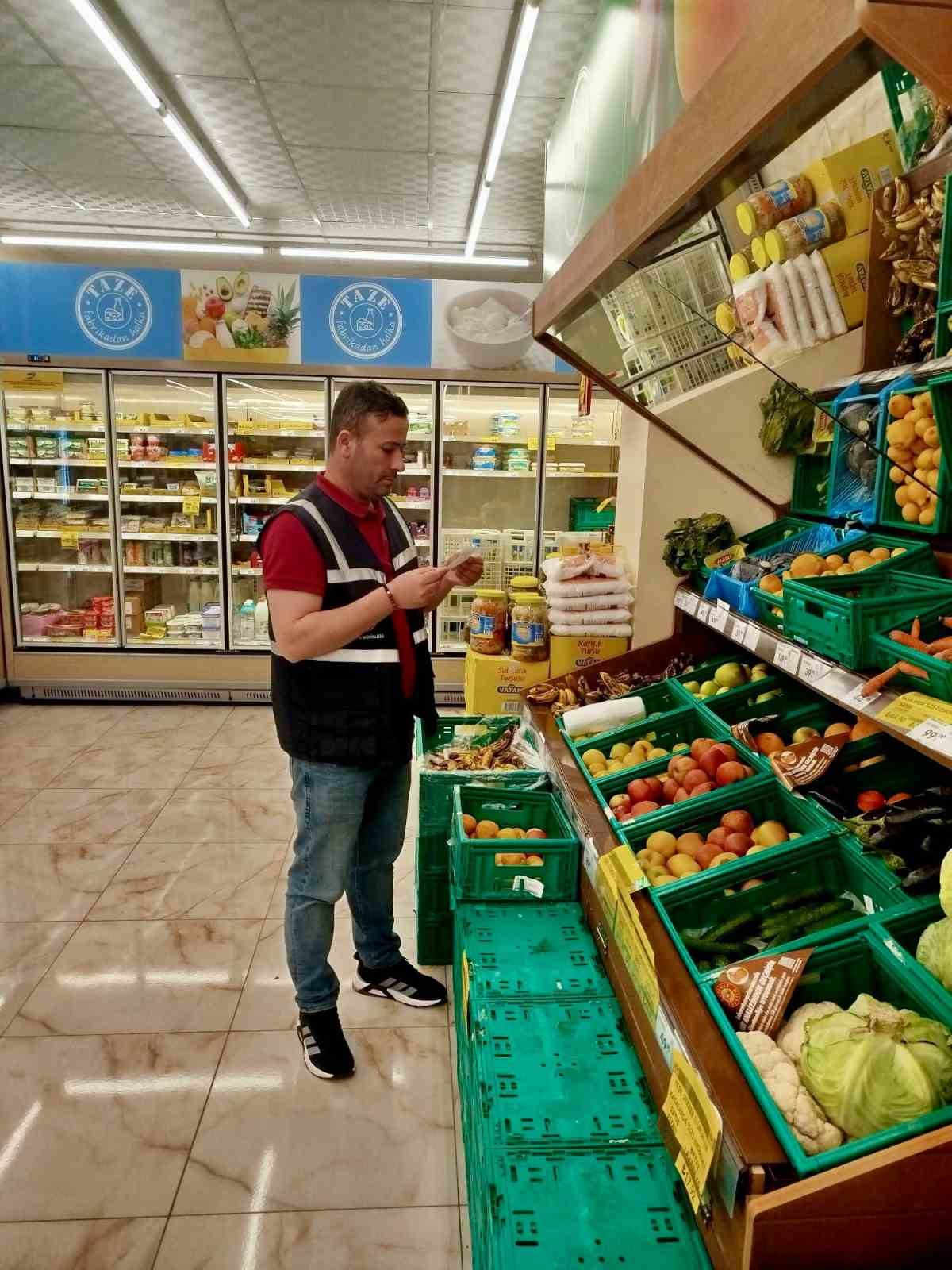 siirt-te-bayram-oncesi-denetimler-artirildi-fiyat-ve-etiketler-tek-tek-incelendi