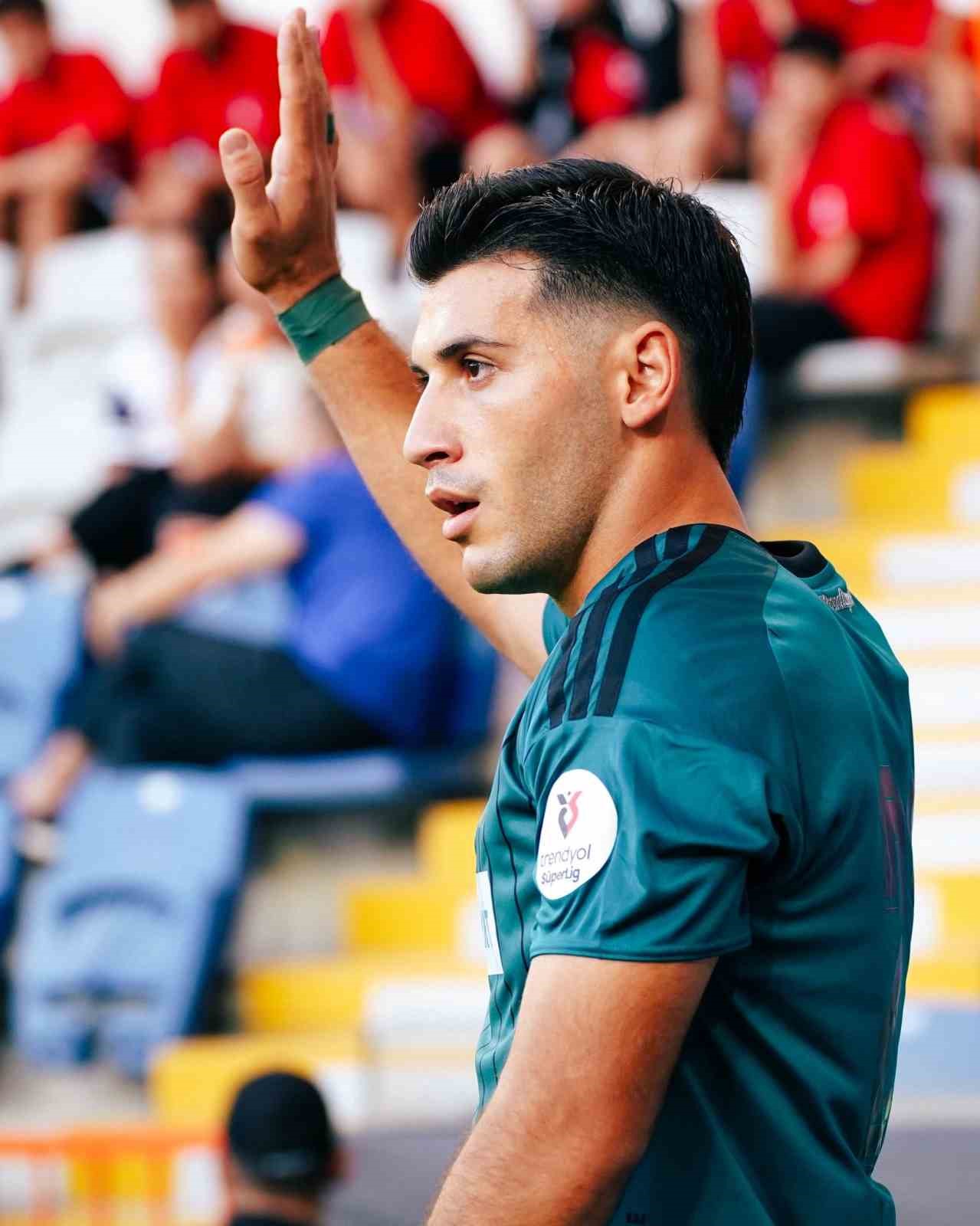 trendyol-super-lig-rams-basaksehir-1-kocaelispor-0-ilk-yari