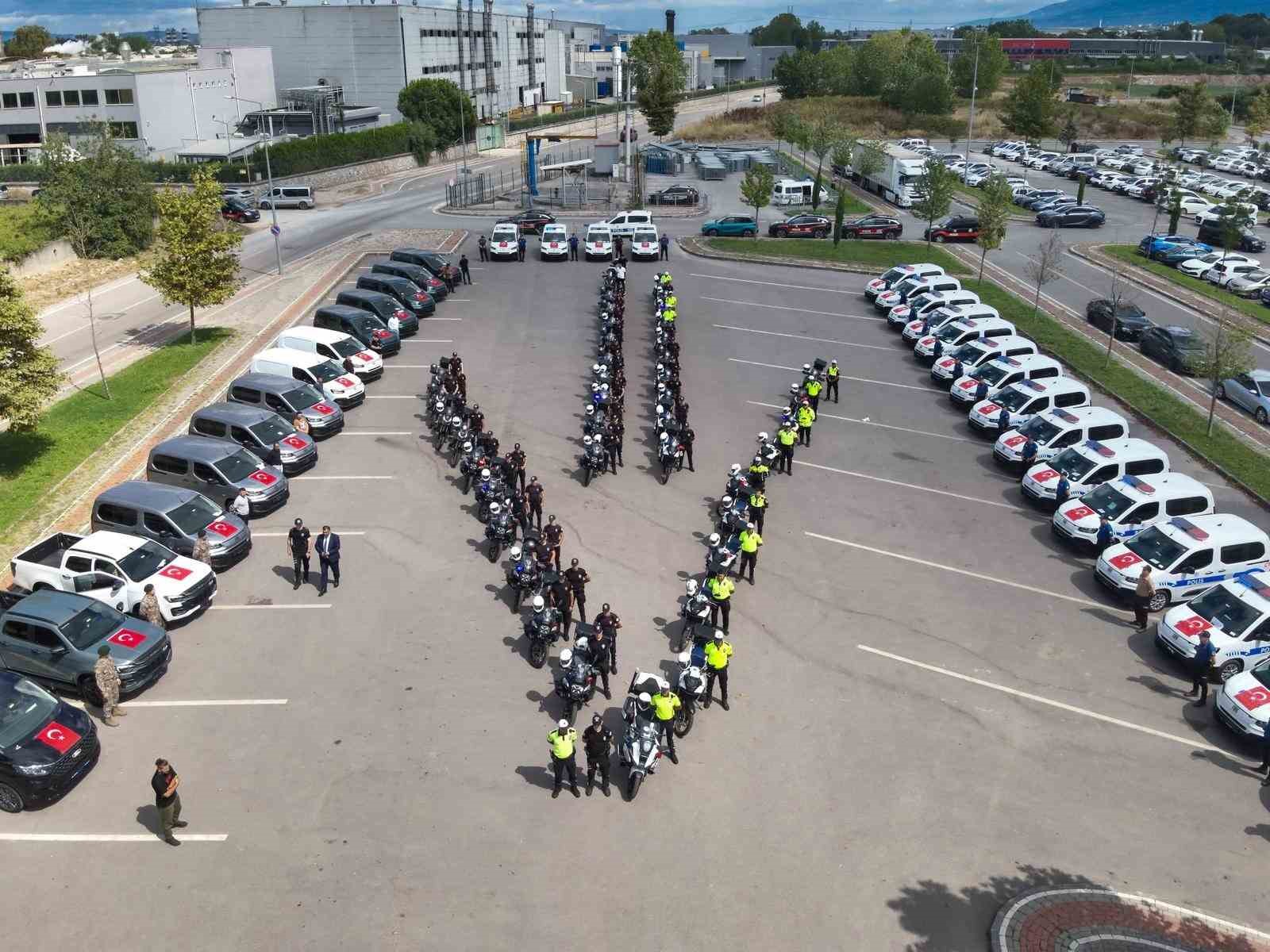 kocaeli-il-emniyet-mudurlugu-filosuna-74-yeni-arac-katildi