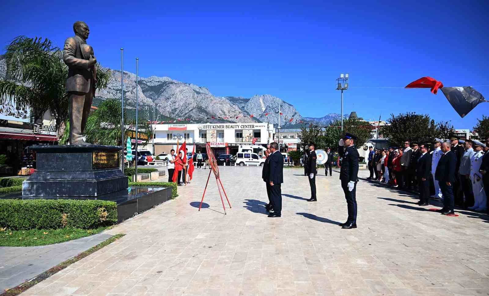 kemer-de-zafer-bayrami-nin-104-uncu-yil-donumu-kutlandi