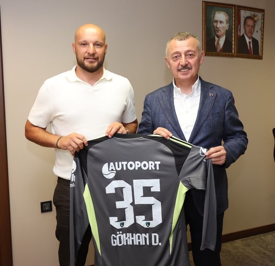 formasini-buyukakin-a-hediye-etti-helallik-istedi