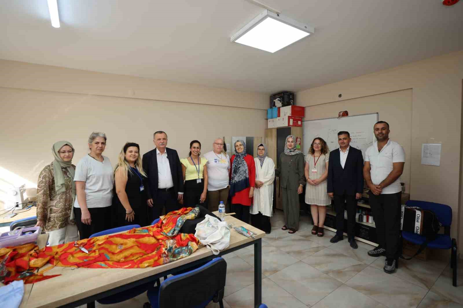 baskan-balaban-dan-kadin-dayanisma-ve-egitim-merkezlerine-ziyaret