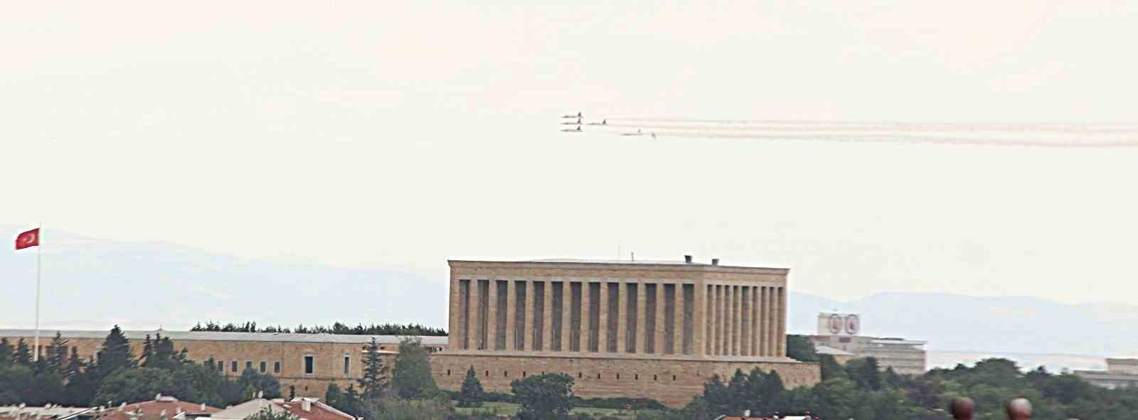 turk-yildizlari-ndan-ankara-semalarinda-prova-ucusu