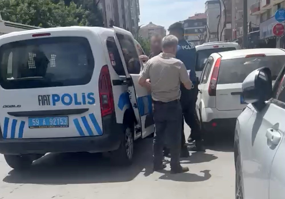 tekirdag-da-bicakli-kavga-1-yarali
