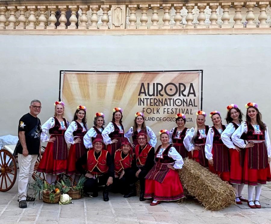 buu-halk-oyunlari-grubu-malta-da-bir-ilke-imza-atti