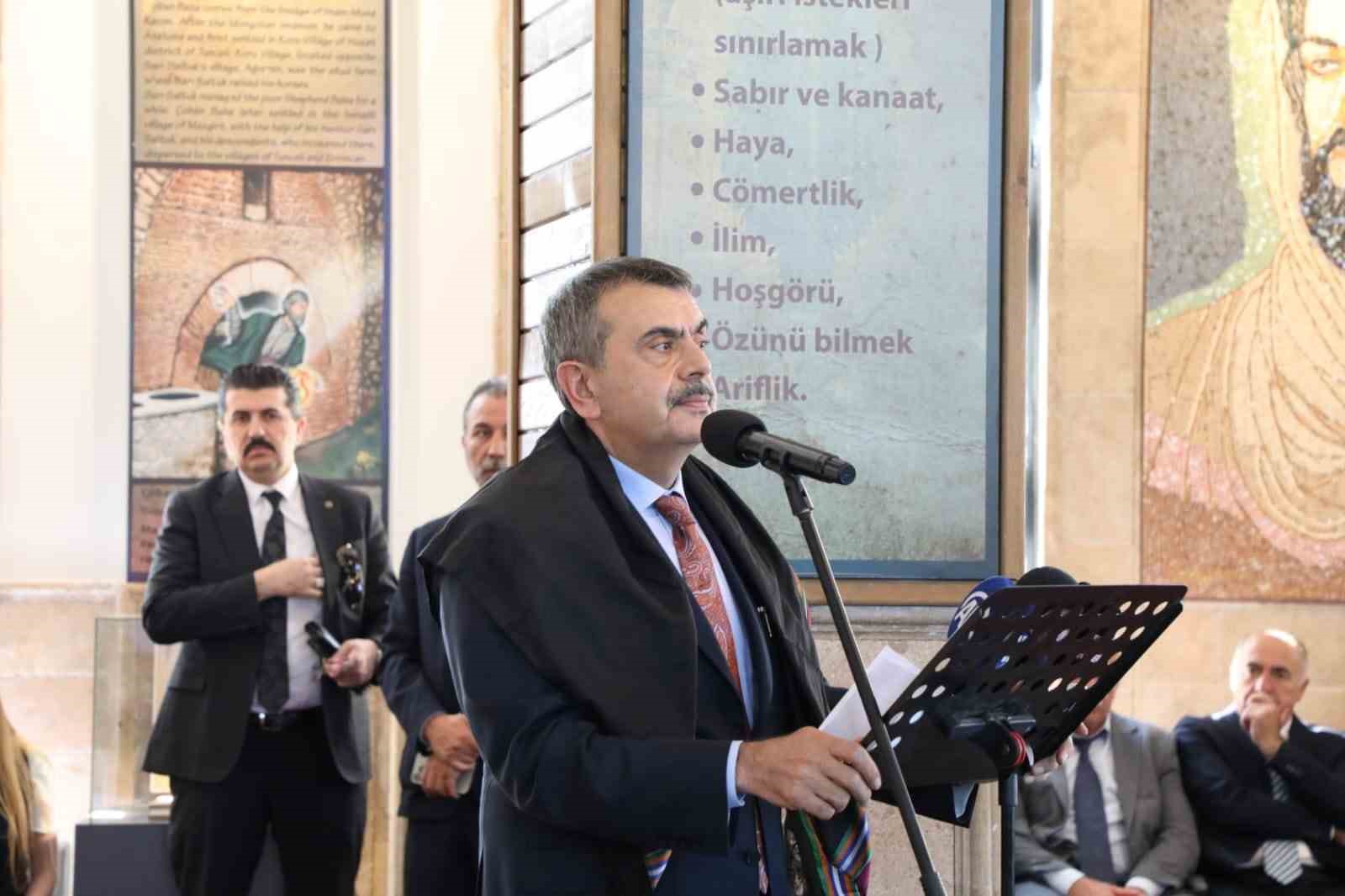 milli-egitim-bakani-tekin-12-modul-su-anda-bakanligimiz-tarafindan-uygulamaya-hazir-bicimde-duruyor