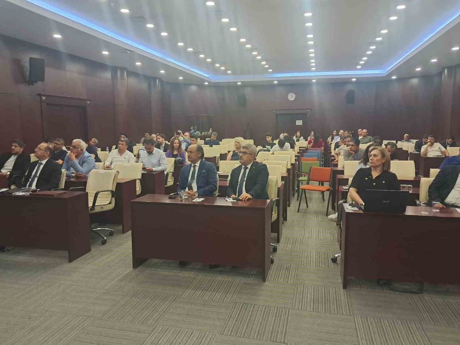 gaziantep-te-siber-guvenlik-tehditleri-ve-cozum-yollari-konusuldu