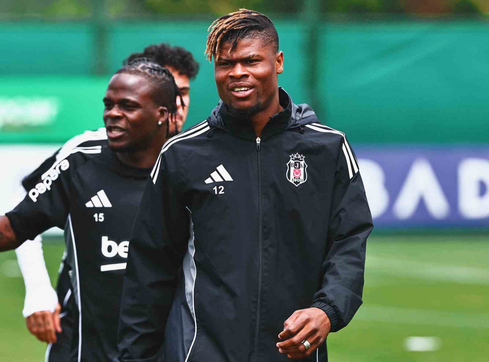 besiktas-ta-caykur-rizespor-maci-hazirliklari-tamamlandi