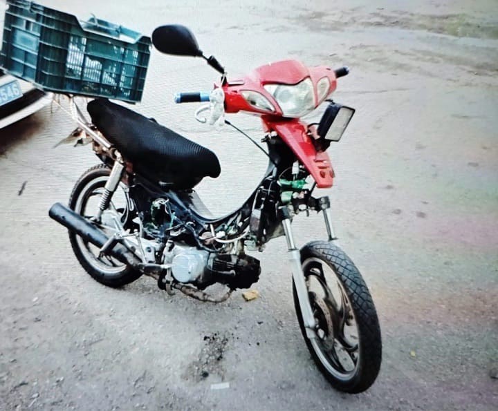 ehliyetsiz-plakasiz-ve-sase-numarasi-kazinmis-motosikleti-kullanan-surucuye-88-bin-500-liralik-ceza