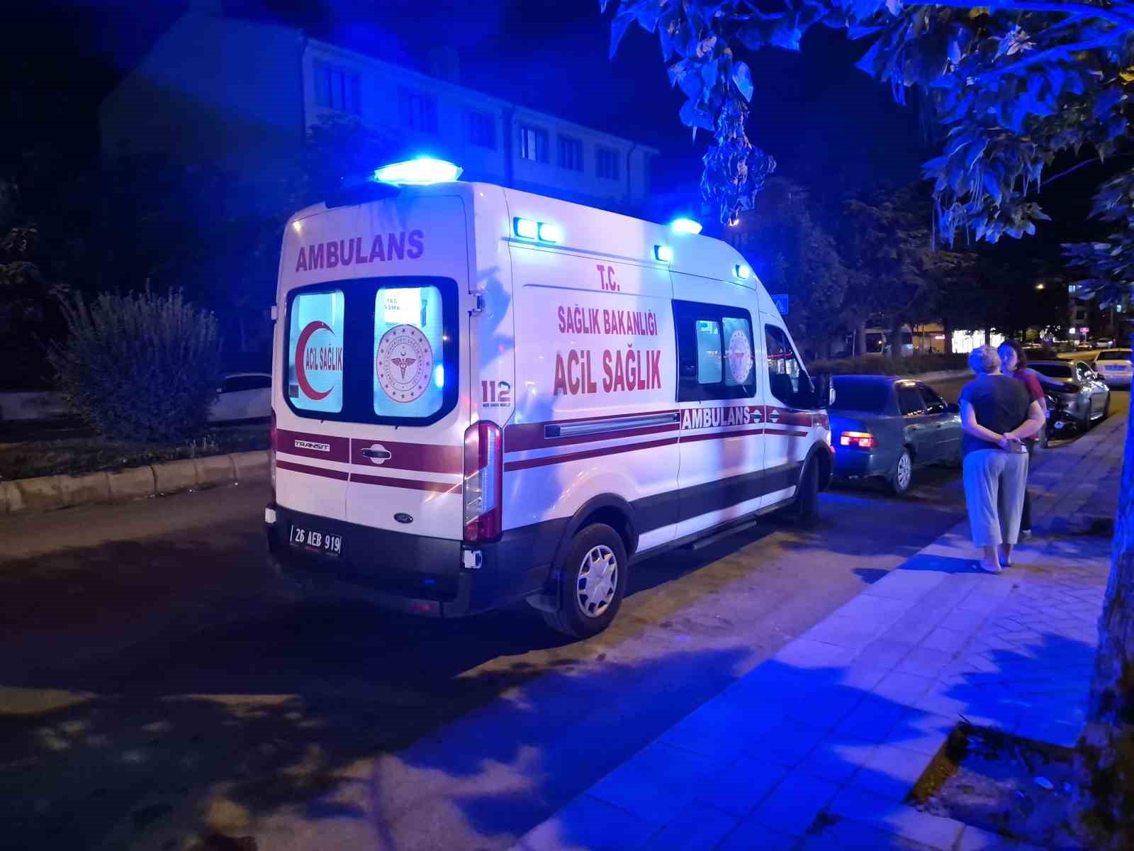 eskisehir-de-otomobille-motosiklet-carpisti-1-yarali