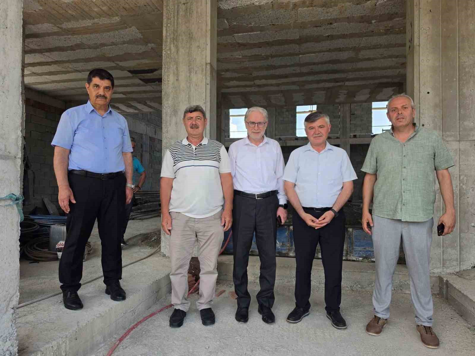 koycegiz-zeytinalani-merkez-camii-insaati-hizla-yukseliyor