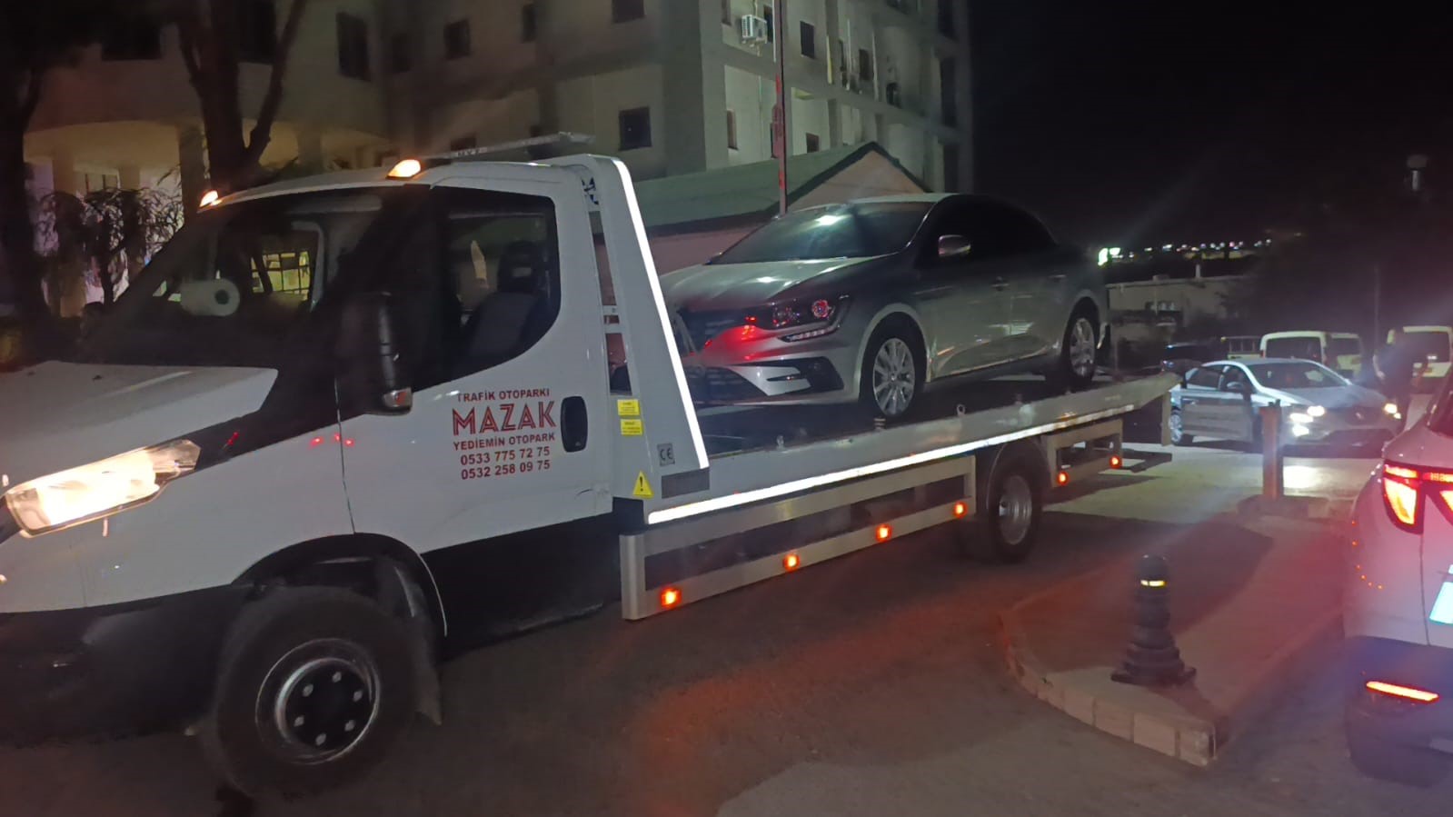 manavgat-belediyesi-ne-gece-yarisi-haciz-operasyonu