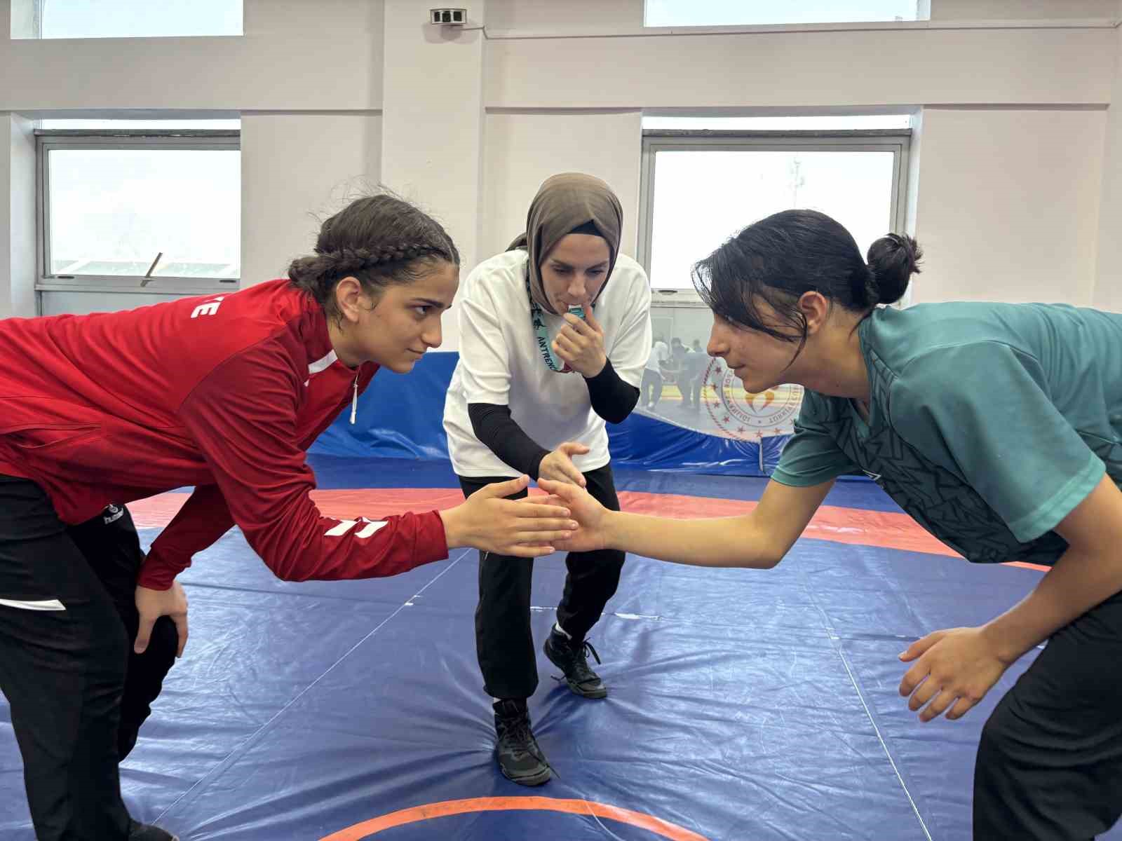avrupa-3-su-rumeysa-nin-hedefi-dunya-sampiyonlugu
