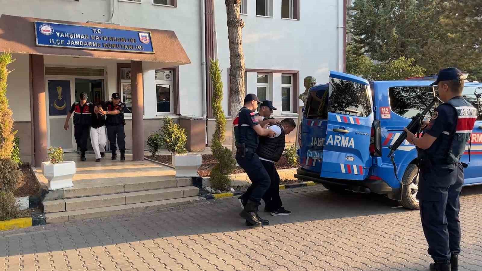 kirikkale-de-jandarmadan-operasyon-3-tutuklama