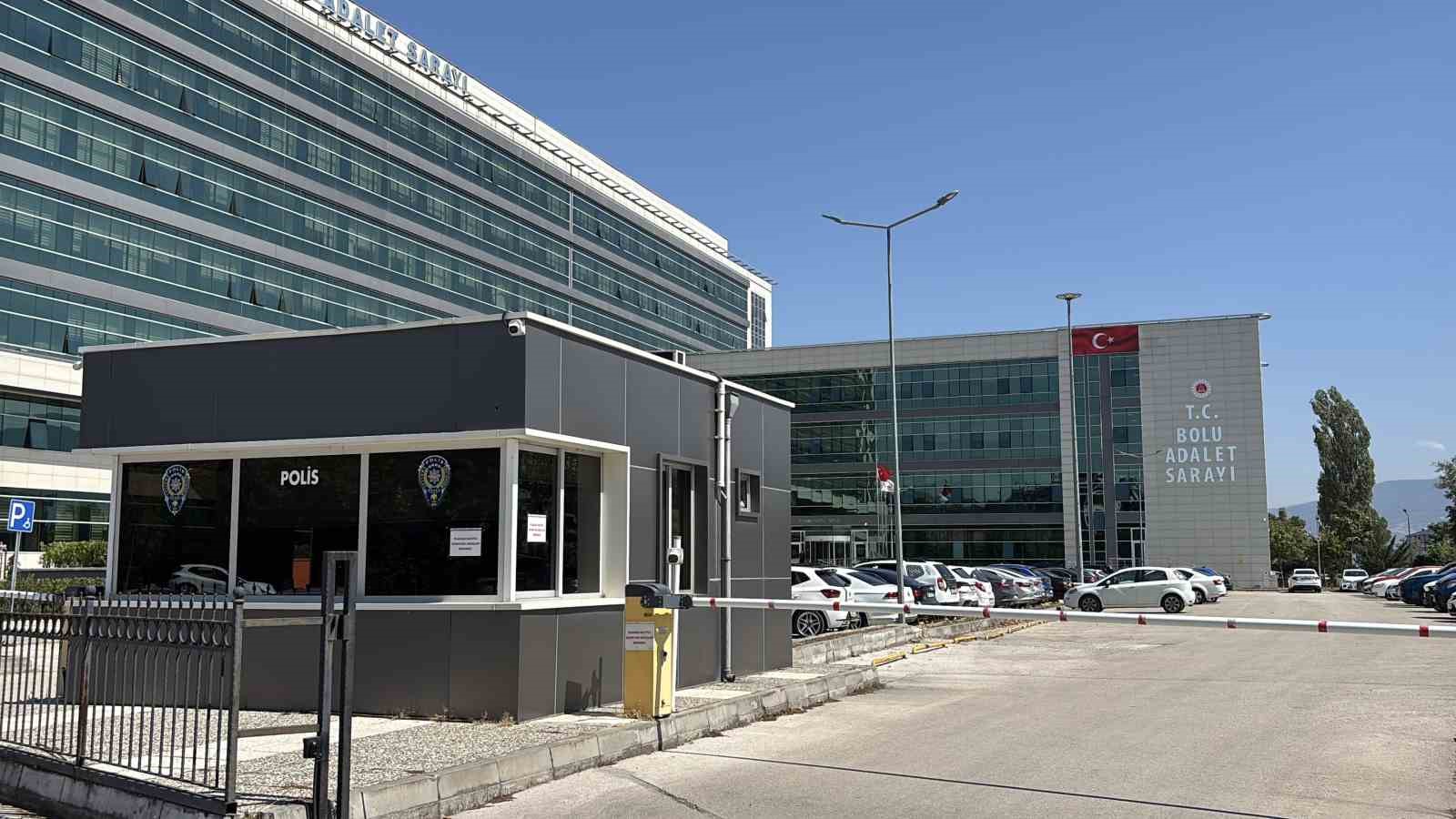 bolu-belediyesindeki-34-milyon-liralik-hayali-mesai-sorusturmasinda-7-tutuklama