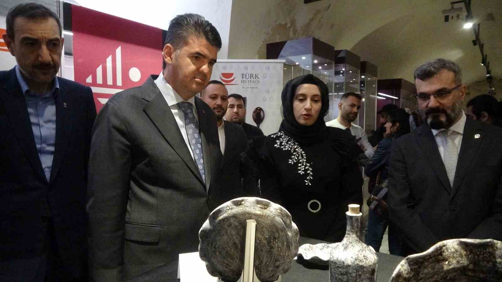 kilis-te-anadolu-nun-bellek-izleri-sergisi-acildi