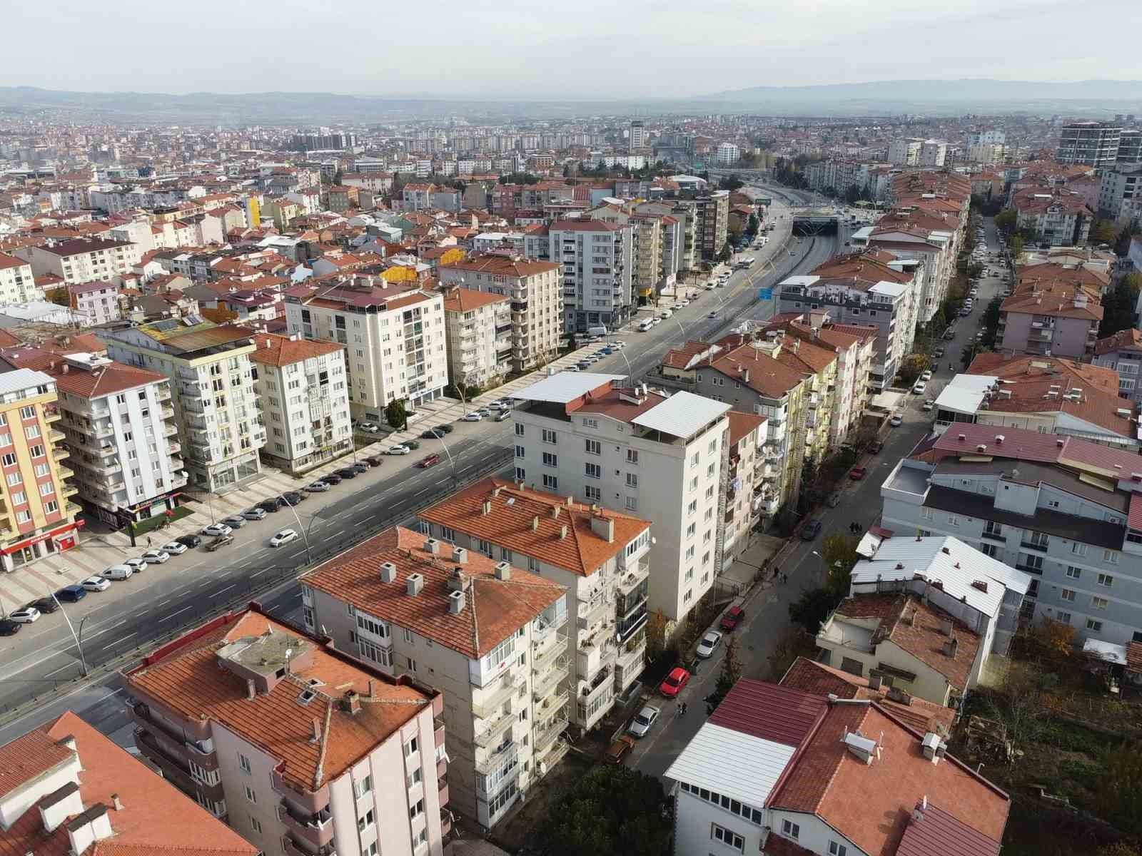 usak-ta-konut-satislari-azaldi