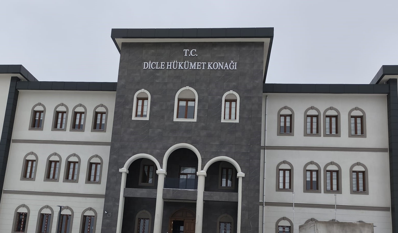 dicle-de-2026-yilin-ilk-6-ayinda-3-bin-527-kok-kenevir-ele-gecirildi