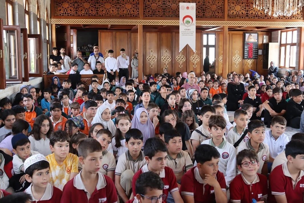 cedes-yilsonu-kapanis-programi-erzincan-da-duzenlendi