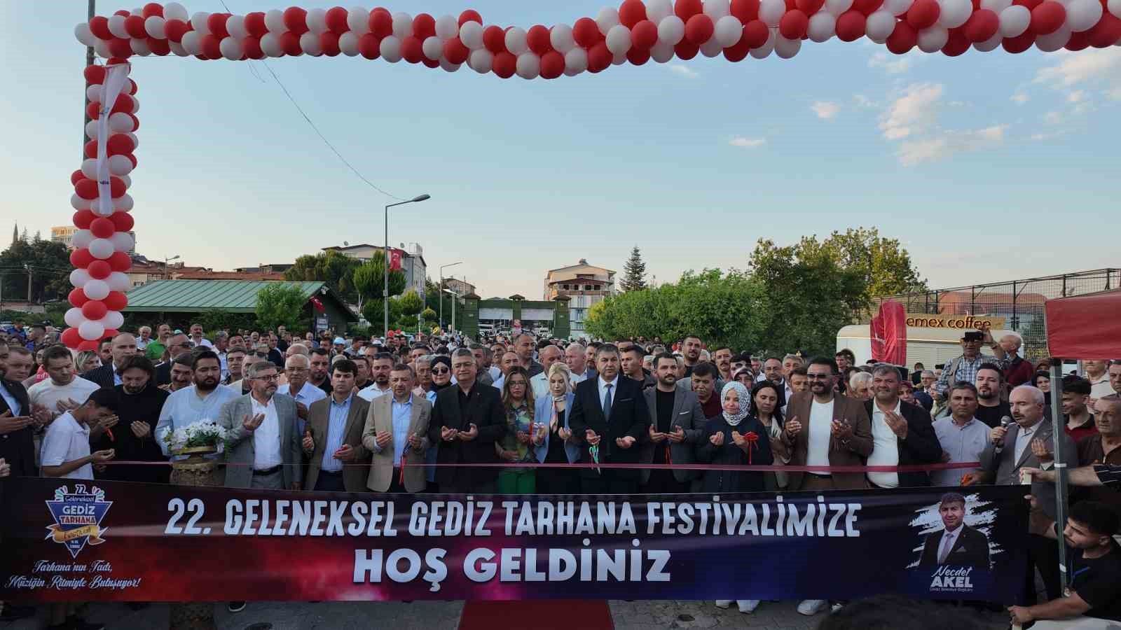 gediz-de-tarhana-festivali-coskusu