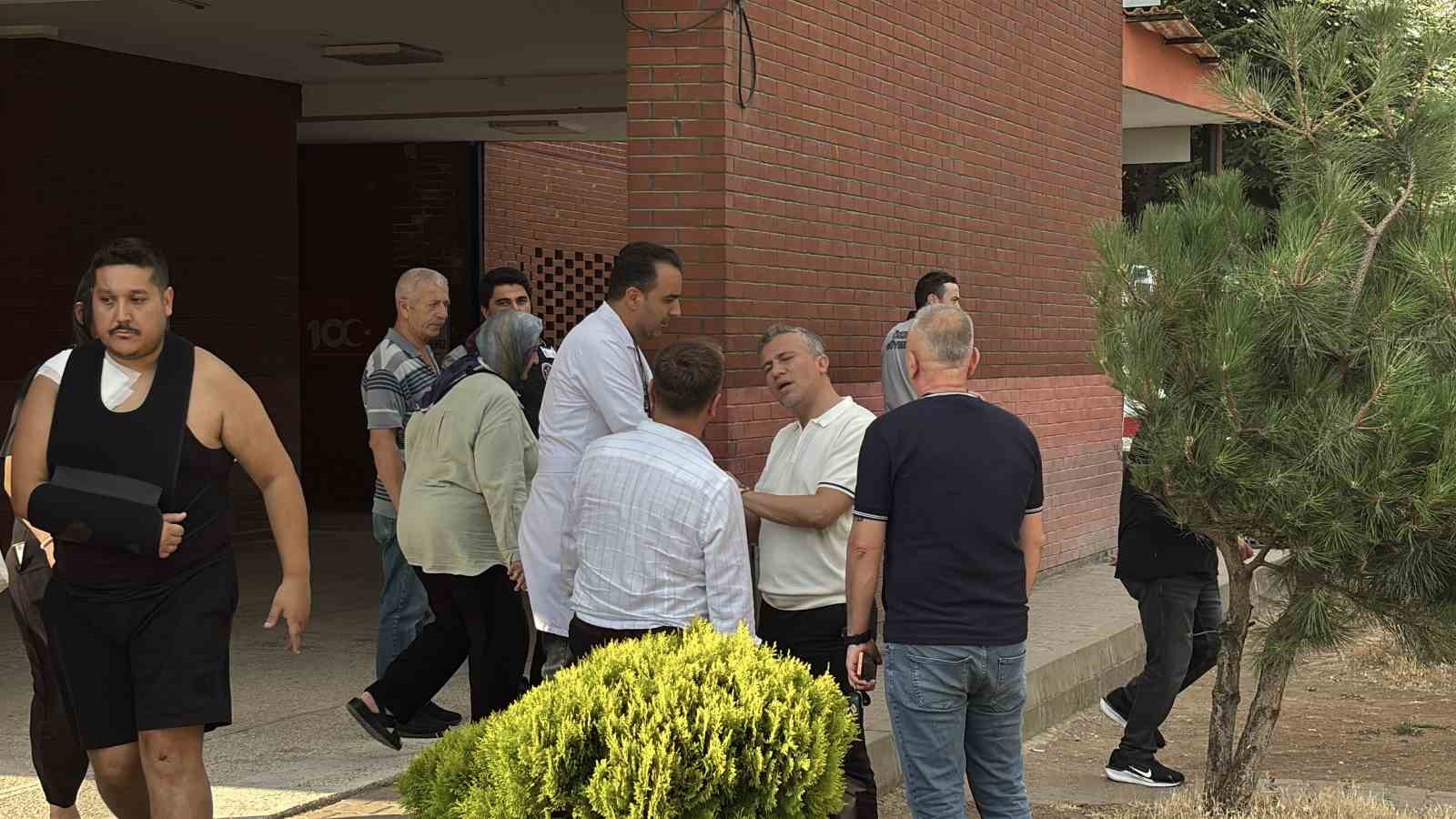 ak-parti-grup-baskanvekili-usta-gecirdigi-kazada-yaralandi