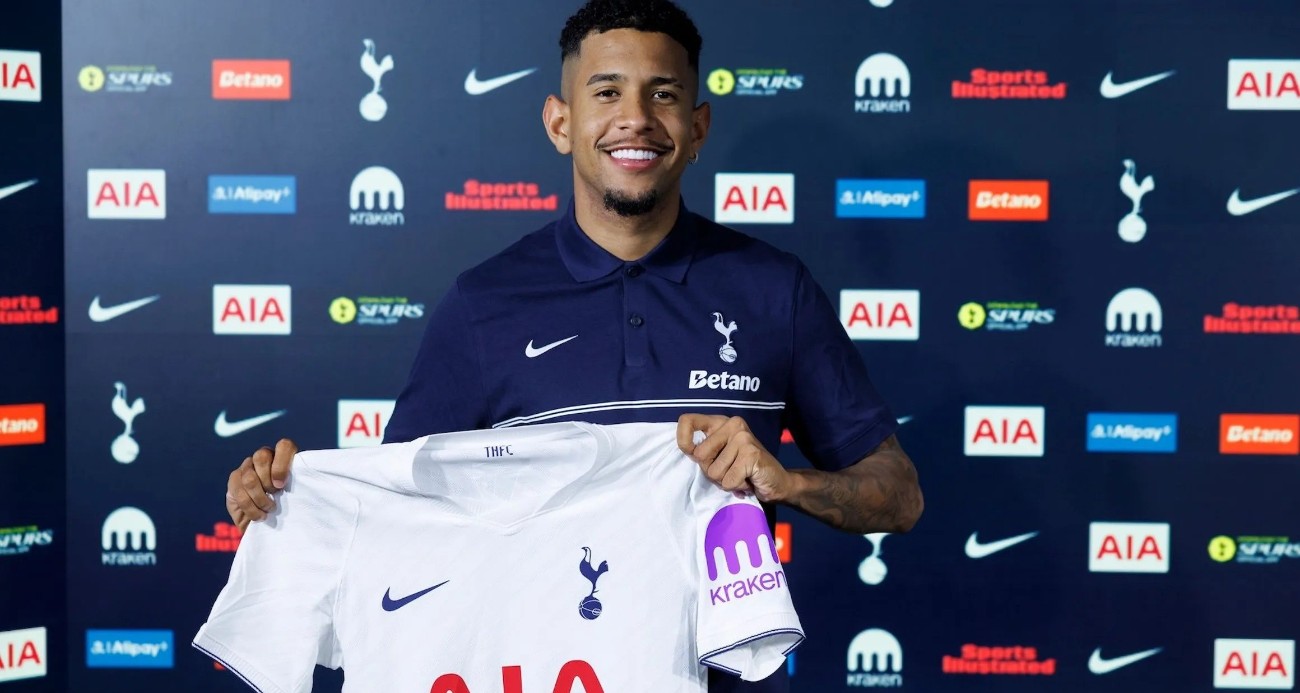 tottenham-savinho-yu-renklerine-bagladi