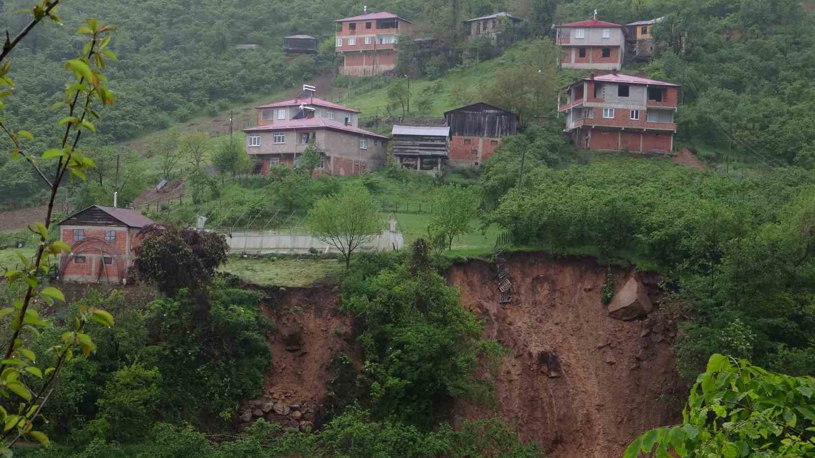 giresun-da-asiri-yagislarin-bilancosu-buyuyor