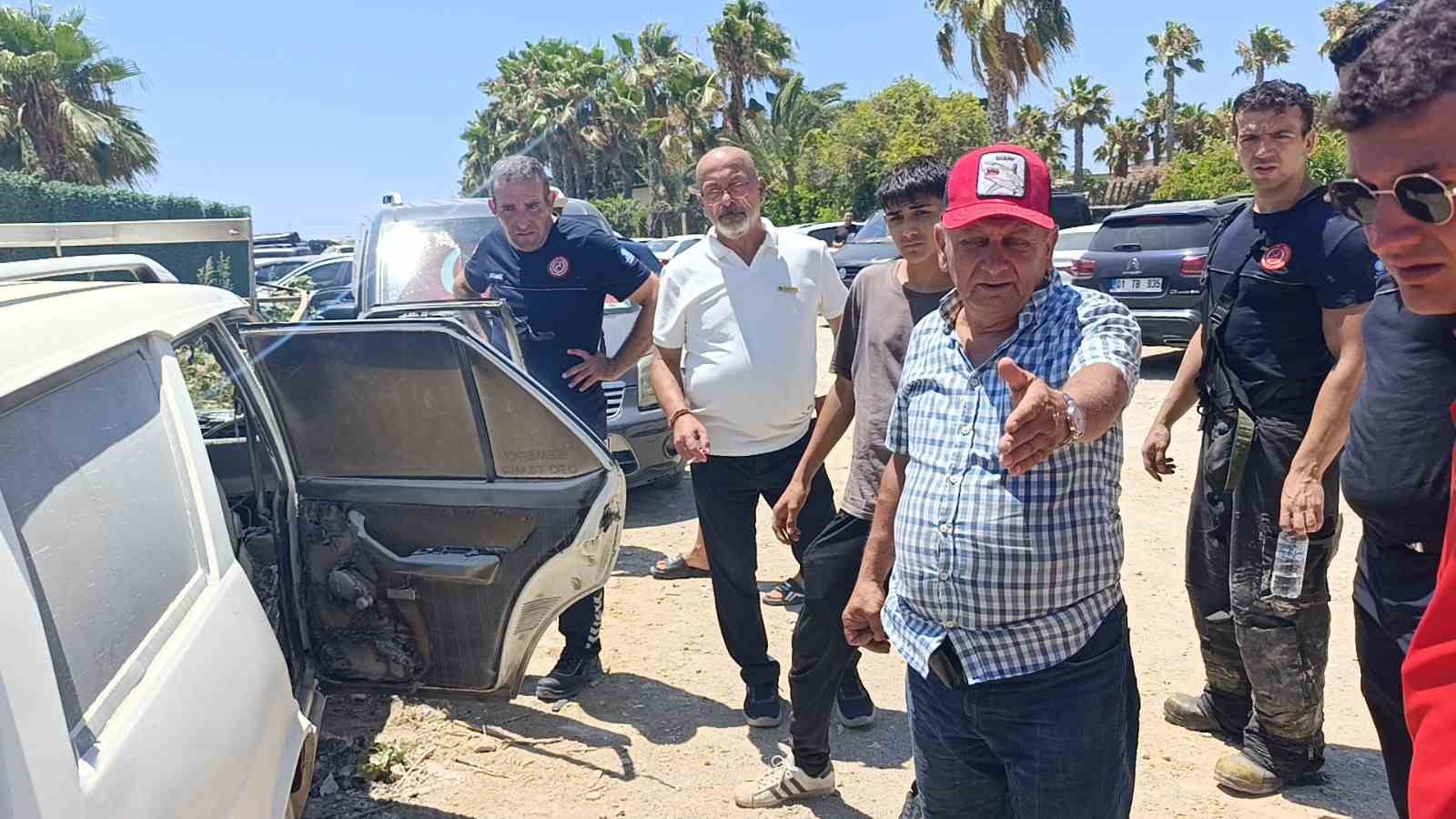 otele-olcu-almaya-gitti-geri-dondugunde-aracini-yanmis-halde-buldu
