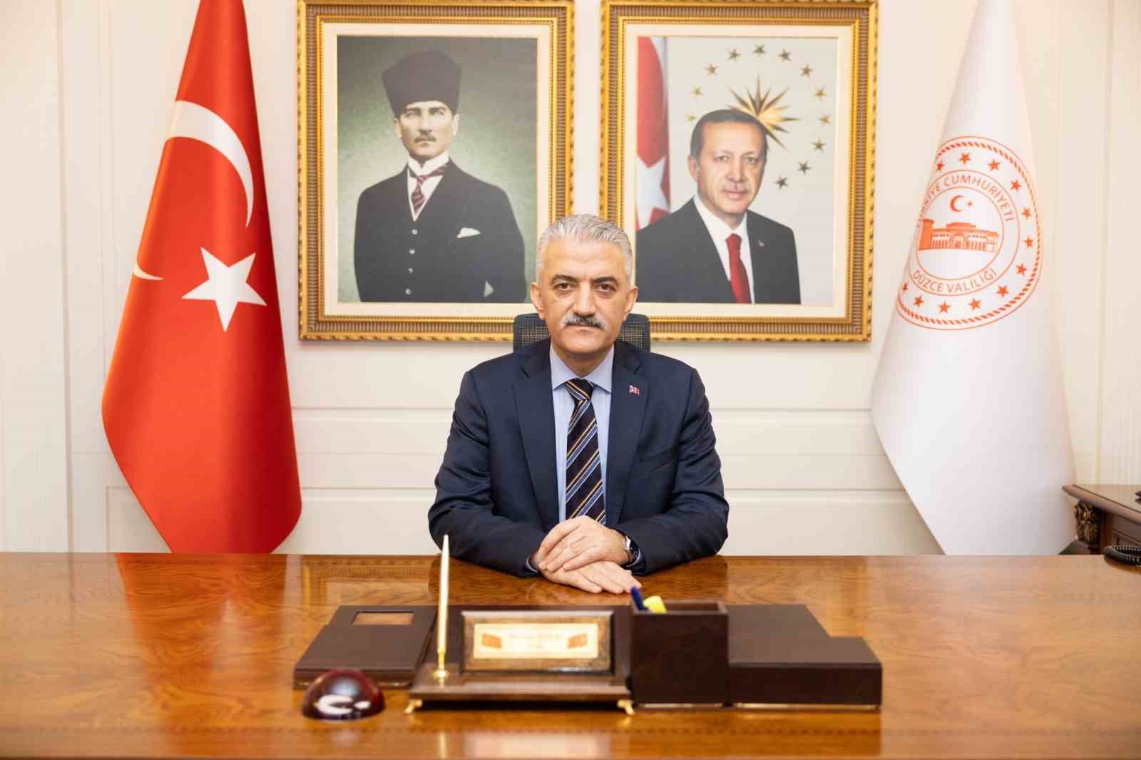 vali-mehmet-makas-tan-30-agustos-zafer-bayrami-mesaji