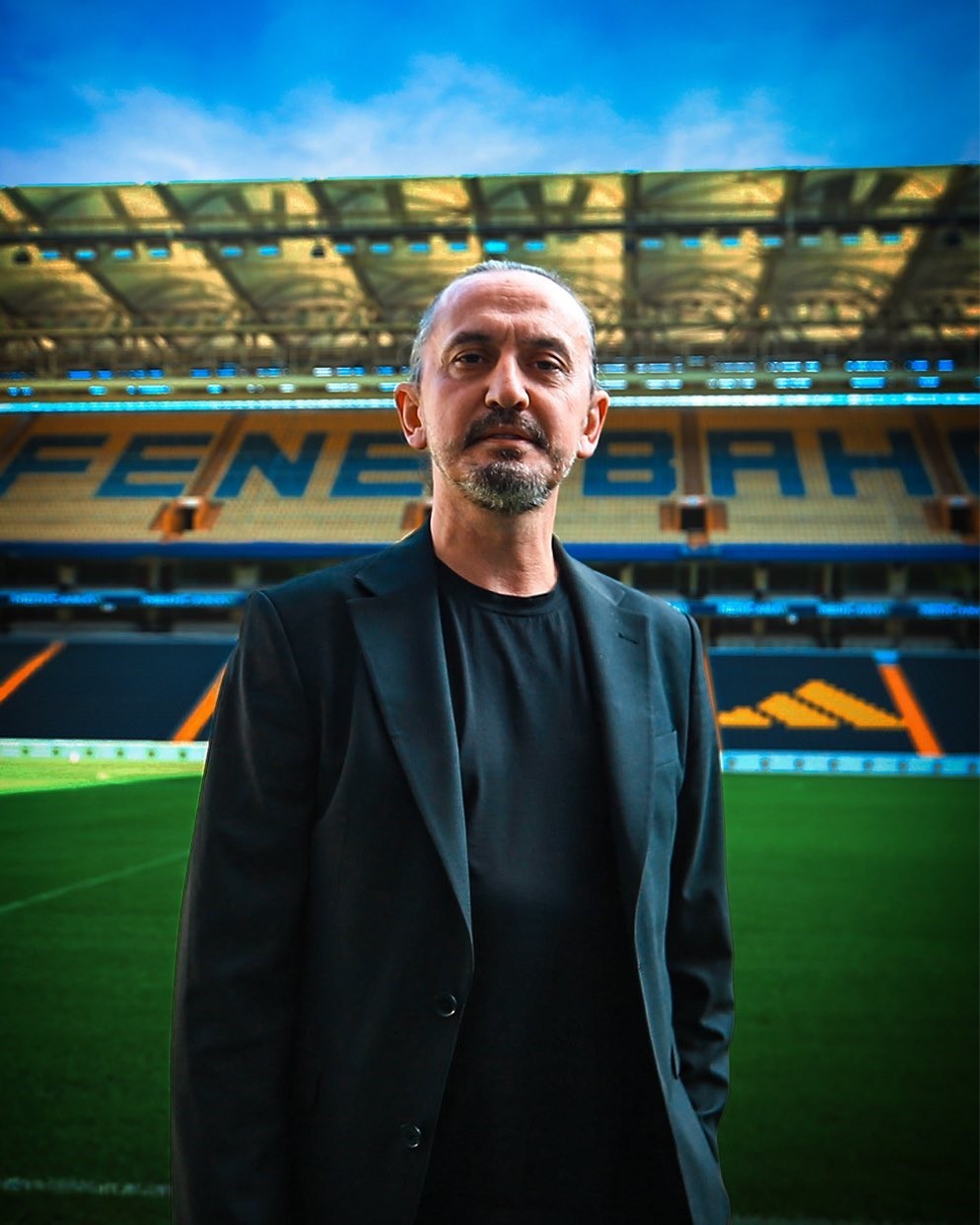 fenerbahce-futbol-akademisi-nde-tuncay-sanli-ile-yollar-ayrildi