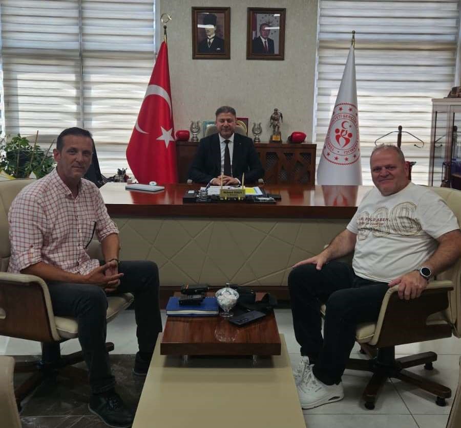 kut-havacilik-spor-kulubu-nun-van-temaslari