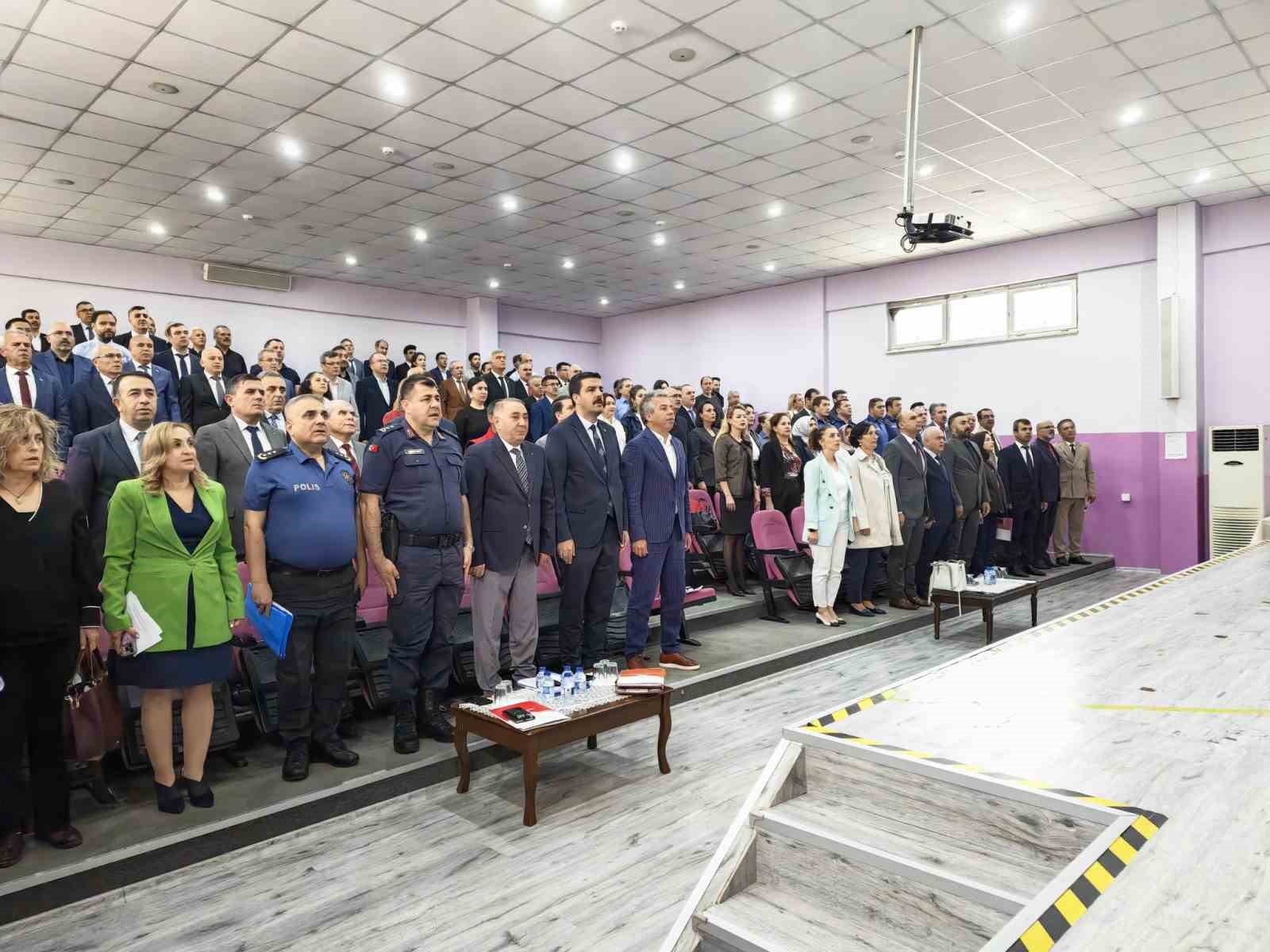 yunusemre-de-okul-guvenligi-ve-bagimlilikla-mucadele-masaya-yatirildi
