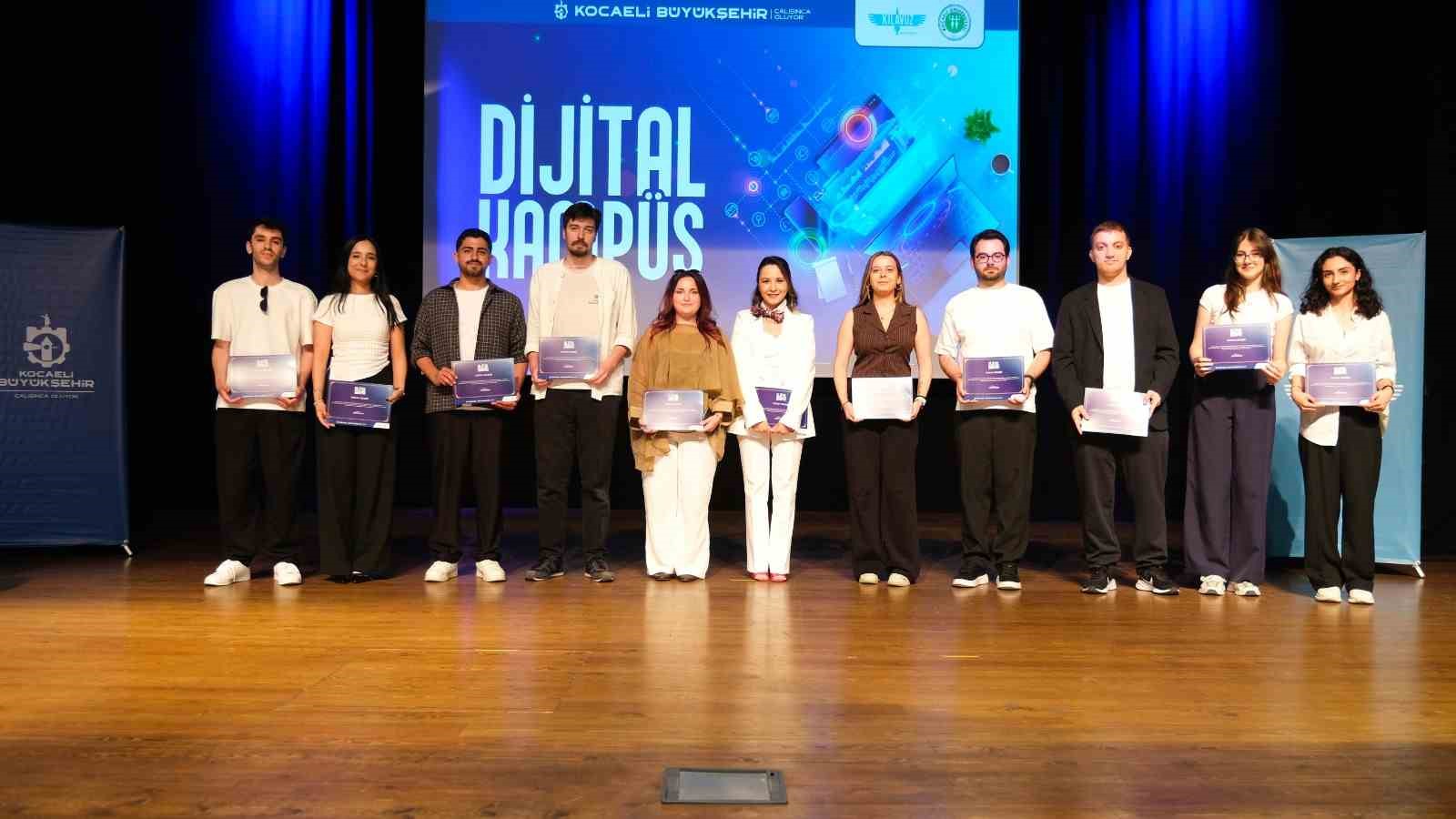 237-genc-dijital-becerilerini-sertifikayla-taclandirdi