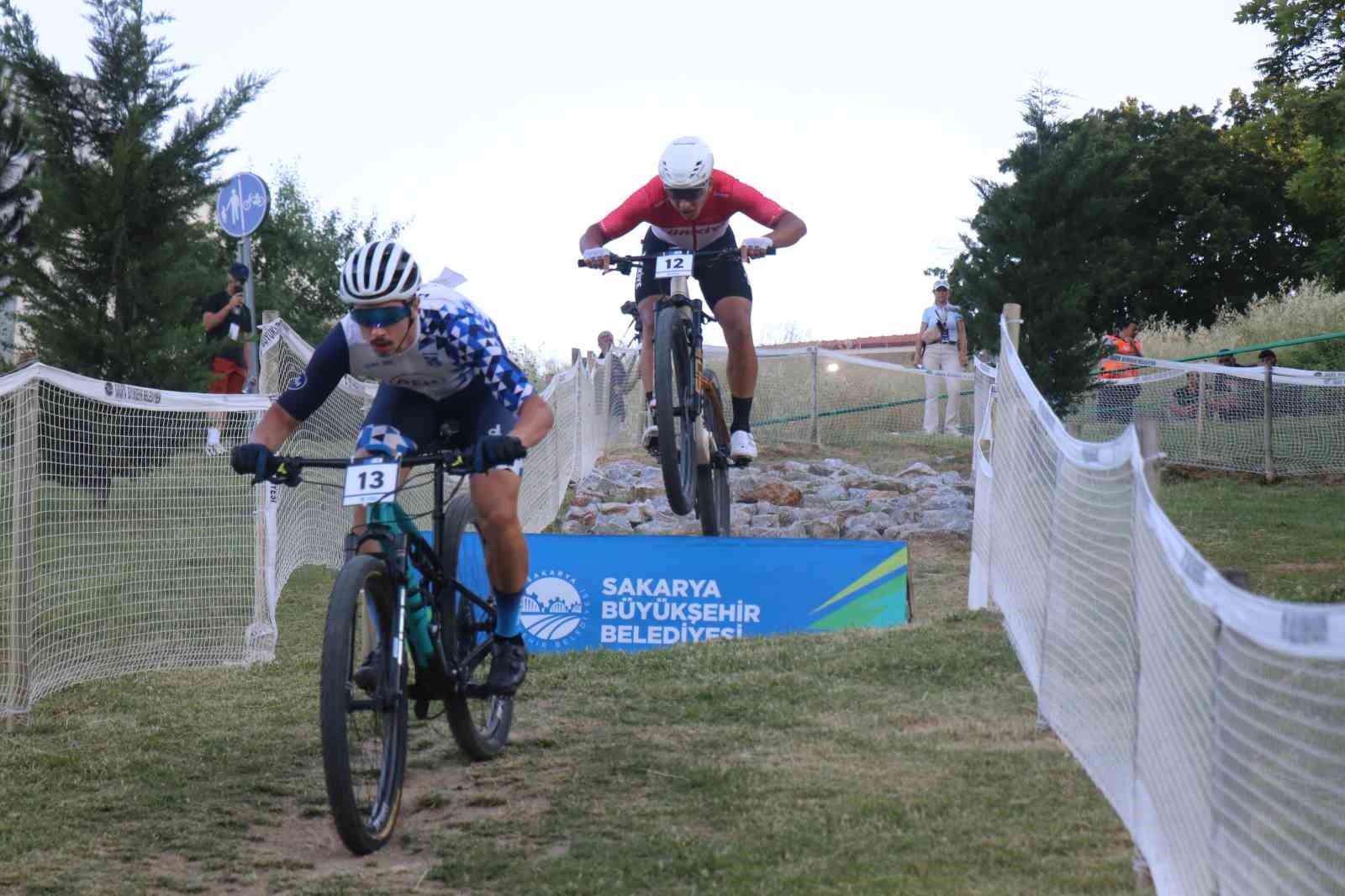 16-ulkeden-49-sporcu-sakarya-da-avrupa-sampiyonlugu-icin-pedal-cevirdi